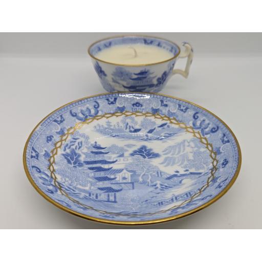 London shape teacup and saucer c 1812
